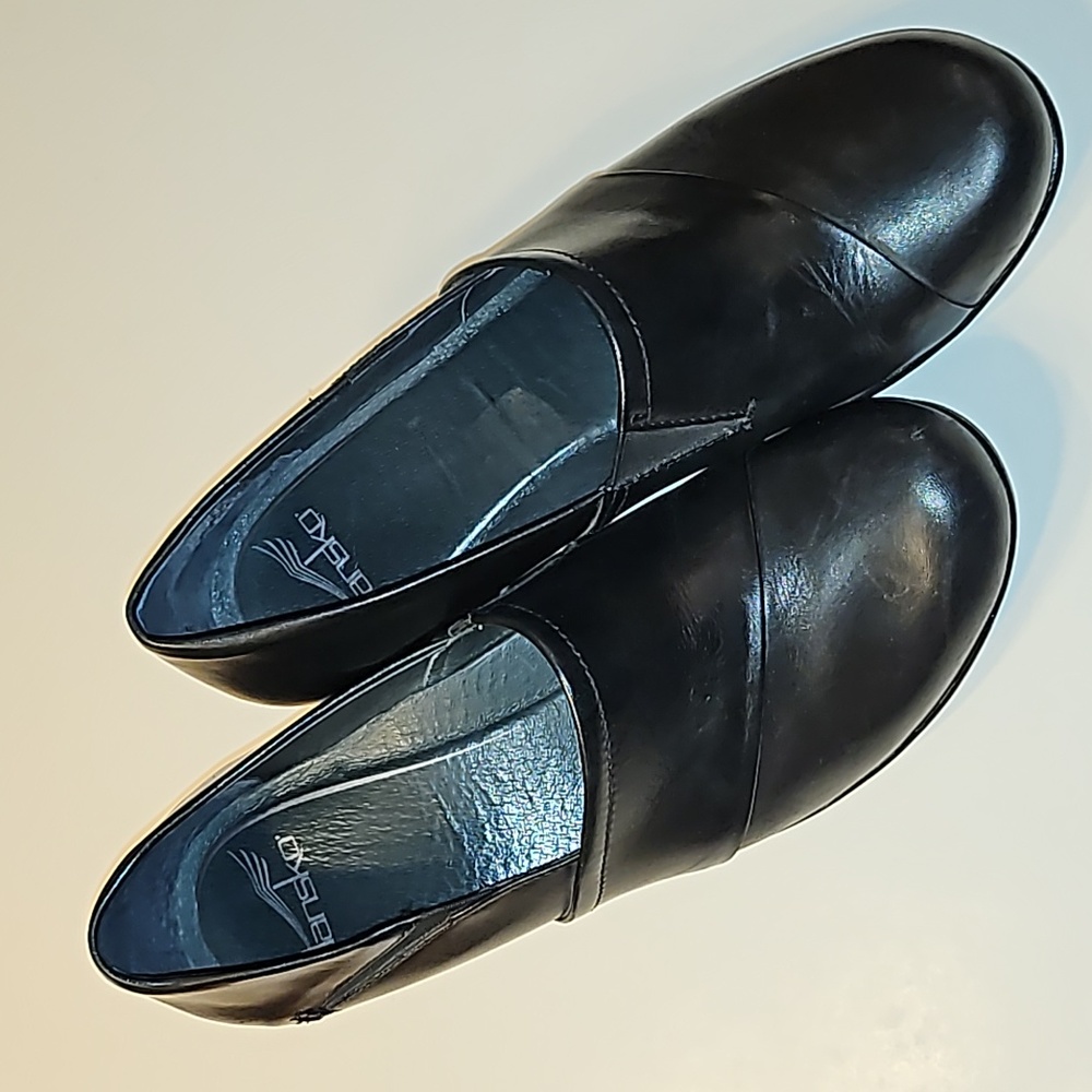 Dansko black size 39 shoes